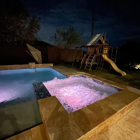 Archie Villa Near Downtown, Medical, Hobby With Heated Pool Spa